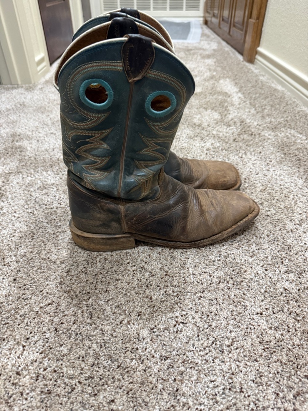 Used working Cowboy Boots